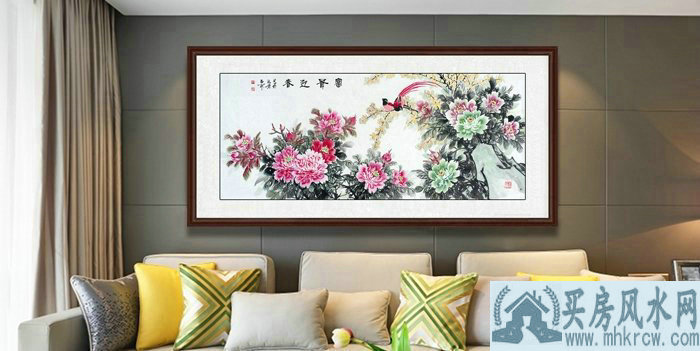 水瓶座女生肩膀 水瓶座女生弯了的表现 水瓶座女生肩膀 水瓶座女生弯了的表现