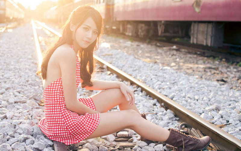 ���ʴ�˾��ô�����ֵ��Ƿ��봺��仯�й�(���ʴ�˾��ô�����ֵļ���ƫ���Ƿ��Ӱ�������ϵ)