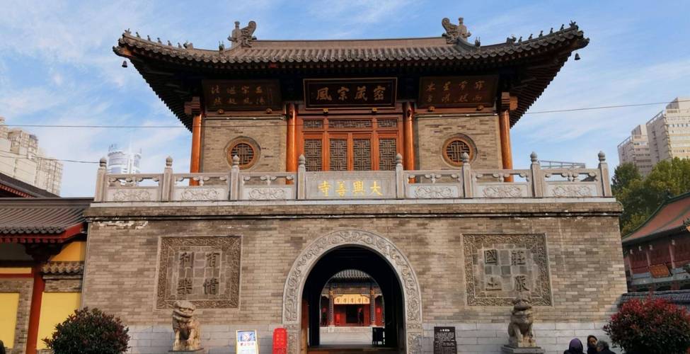 ��������װ���乫˾����Ϊ�����Ա������������������ͻ(��������װ���乫˾������α���������ͻ����)