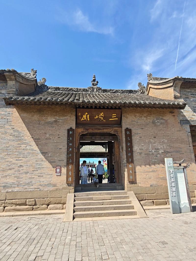 巨蟹男主动碰你 巨蟹男爱你入骨的表现有哪些 巨蟹男主动碰你 巨蟹男爱你入骨的表现有哪些