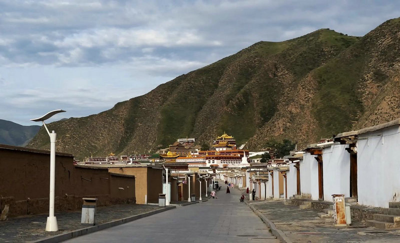 ��ô�������Ͽ���Ů����