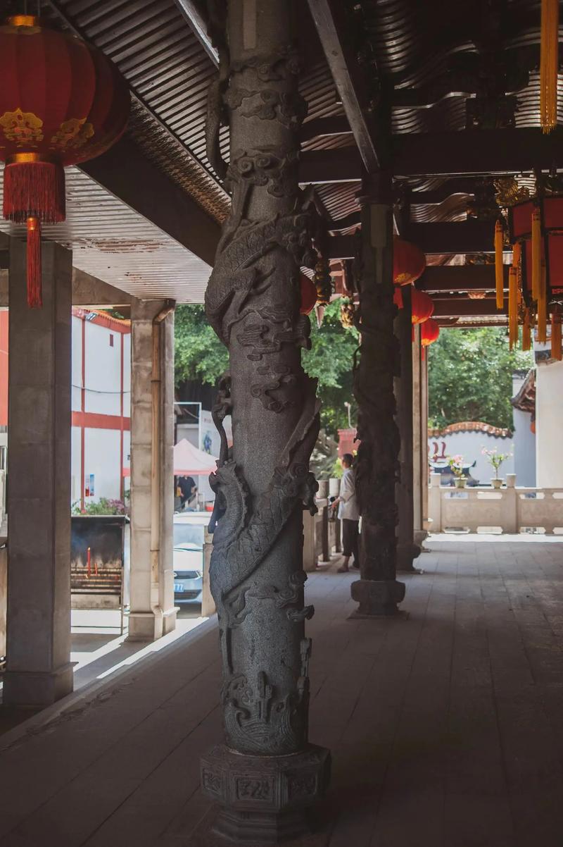 担心月老抽月老灵签签婚缘的婚姻幸福度吗(月老抽月老灵签签婚缘婚姻幸福度令人担忧吗) 担心月老抽月老灵签签婚缘的婚姻幸福度吗(月老抽月老灵签签婚缘婚姻幸福度令人担忧吗)