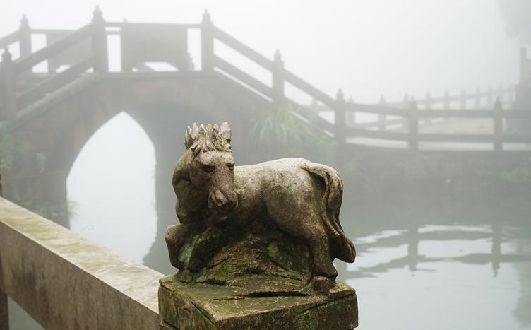 财神灵签书本封面图片_夫妻互敬是否能旺财运(财神灵签书本封面图片,夫妻相互尊重会否带来好运气吗) 财神灵签书本封面图片_夫妻互敬是否能旺财运(财神灵签书本封面图片,夫妻相互尊重会否带来好运气吗)