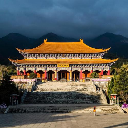 水瓶座性格词汇 水瓶座性格词汇有哪些 水瓶座性格词汇 水瓶座性格词汇有哪些