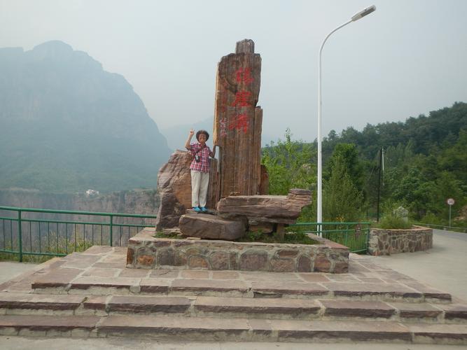 �������߶��� ���ڶ�ߣ�