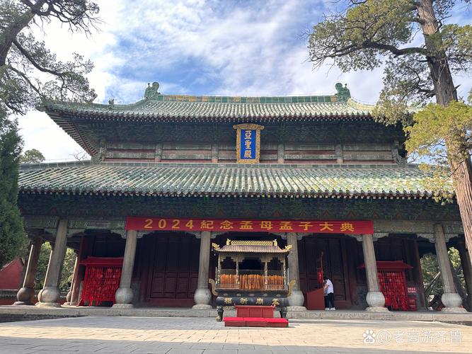 阴宅展诰案能发哪门 阴宅展诰案能发哪门