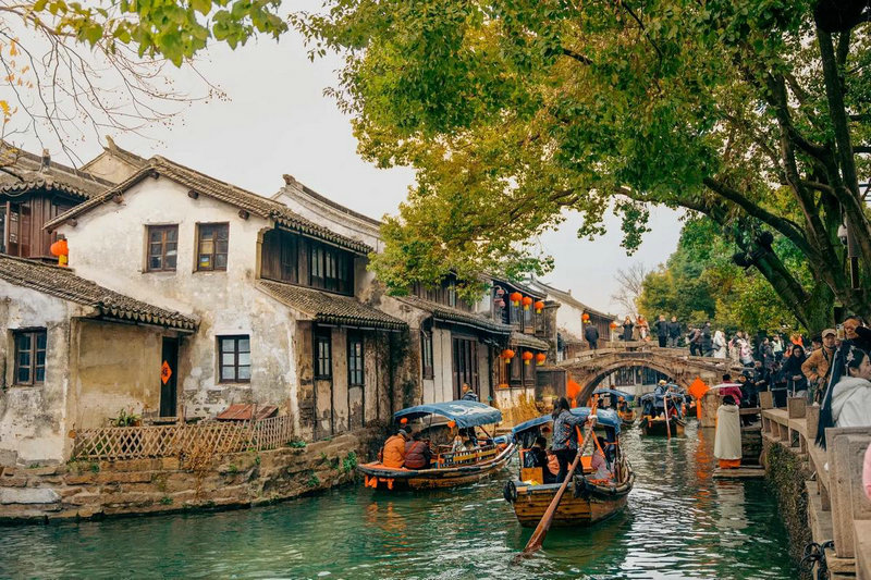 ����Ů�������л������ ������������Զ��������ɫ��ʲô��˼��